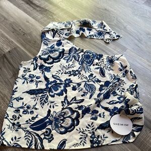 SHEIN Navy and White Floral Asymmetrical Sleeveless Top